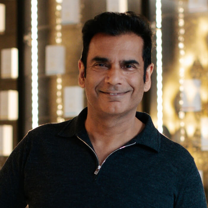 Dr. Ash Kapoor