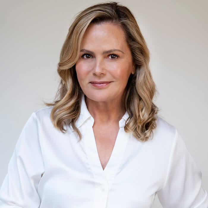 Liz Earle MBE